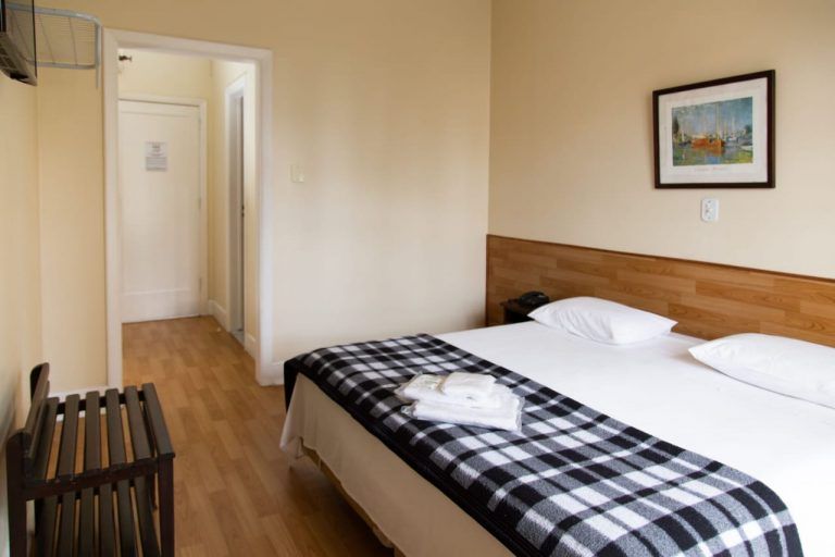 Quarto Single do Hotel Carioca